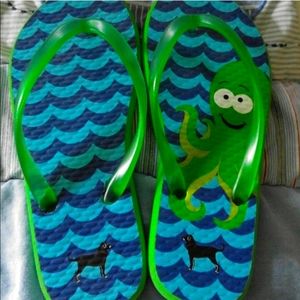 Black Dog Flip Flops NWOT
